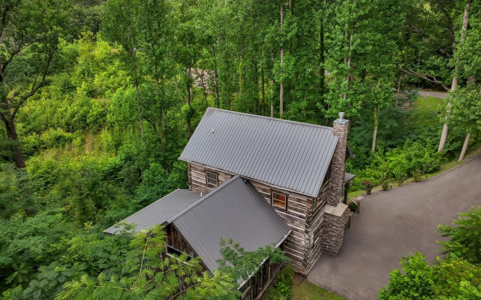 Barnwood Ridge Villa Gatlinburg Exterior photo