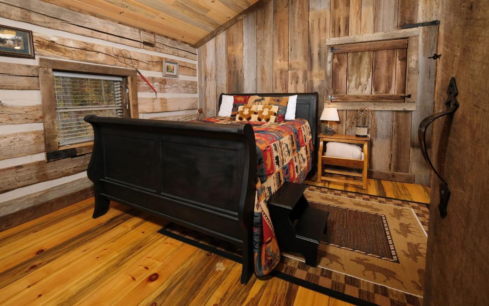 Barnwood Ridge Villa Gatlinburg Exterior photo